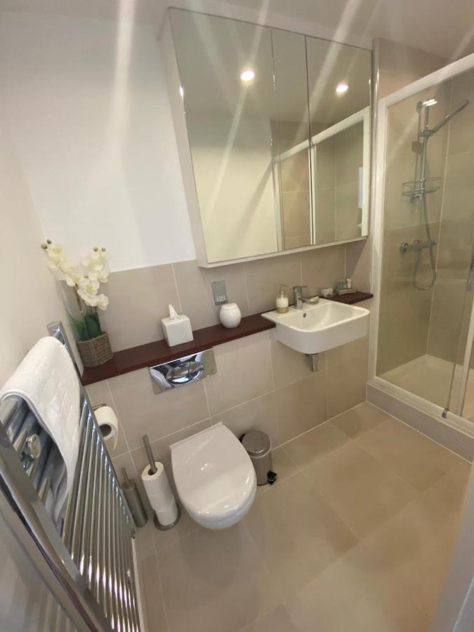 Seaview, Luxury Apartment, 2 Min Walk To Porth Beach Ньюки Экстерьер фото