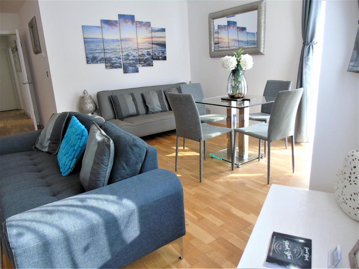 Seaview, Luxury Apartment, 2 Min Walk To Porth Beach Ньюки Экстерьер фото
