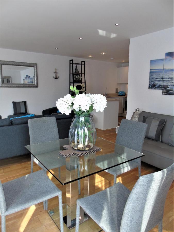 Seaview, Luxury Apartment, 2 Min Walk To Porth Beach Ньюки Экстерьер фото