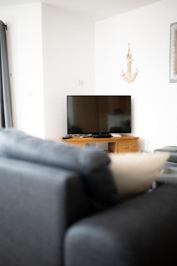 Seaview, Luxury Apartment, 2 Min Walk To Porth Beach Ньюки Экстерьер фото