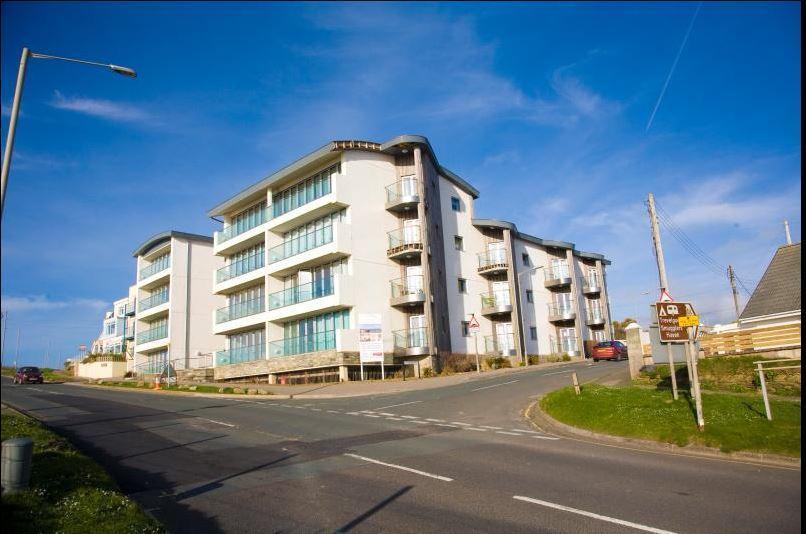 Seaview, Luxury Apartment, 2 Min Walk To Porth Beach Ньюки Экстерьер фото